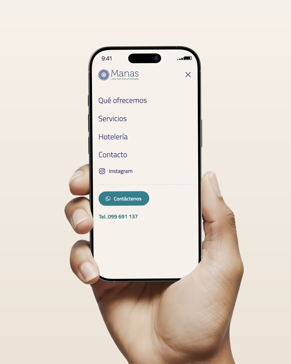 El menú del celular, con WhatsApp, teléfono e Instagram a mano